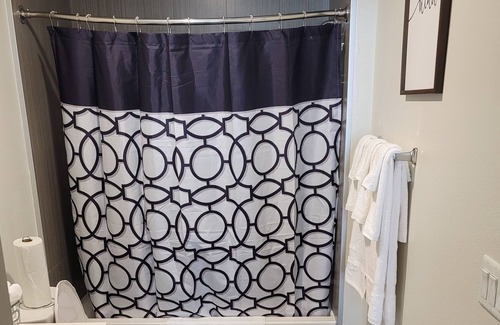 NoHo Arts District House | Luxury in the Heart of Sunny North Hollywood