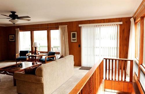 West Branch House | Luxury Lakefront Cabin Rental on Clear Lake in Ogemaw County, Michigan