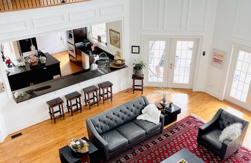 Townville House | Luxury Lakefront Retreat on lake Hartwell 18 miles from Clemson