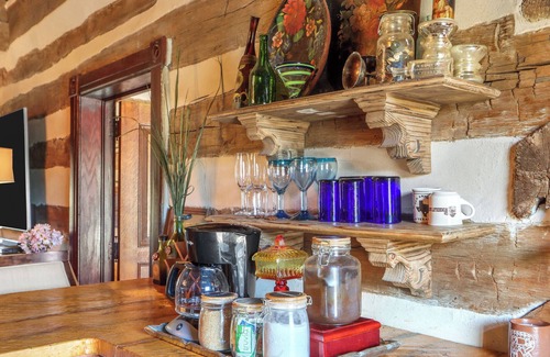 Wimberley House | Luxury Lodge w/Pool, Hot Tub, Fireplace & Wildlife Near Wineries