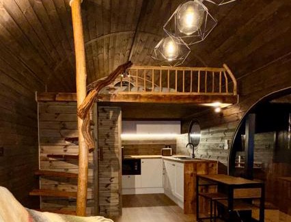 Hatherton Cabin | Luxury Lodge with Hot Tub next to Belfry Golf Course