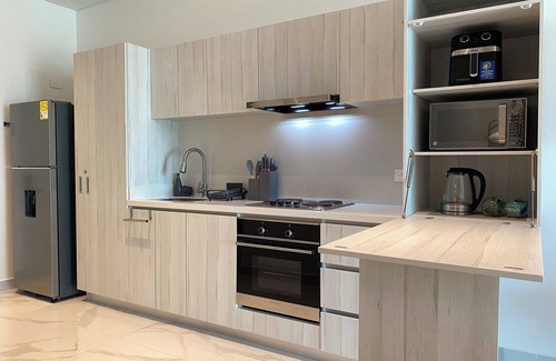 Santa Marta Apartment | Luxury loft, exclusive and quiet beach, Coworking, terrace with jacuzzi and bbq.