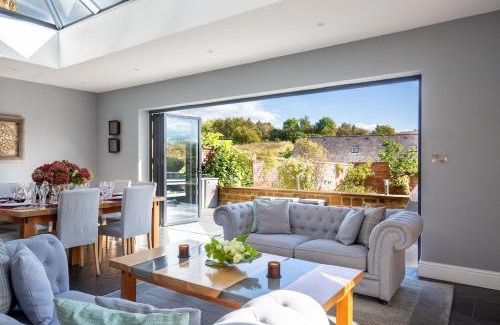 Garforth House | Luxury Manor House in the Oxfordshire Cotswolds