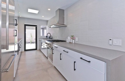 Indian Wells House | Luxury Mid-Century Modern Interior Designed Home + Pool. Exclusively Month+