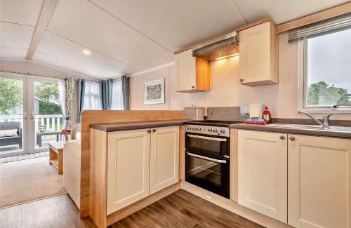 Ringwood House | Luxury Modern Family Lodge with Pools, Linen & Activity Pass in Award-Winning Holiday Park