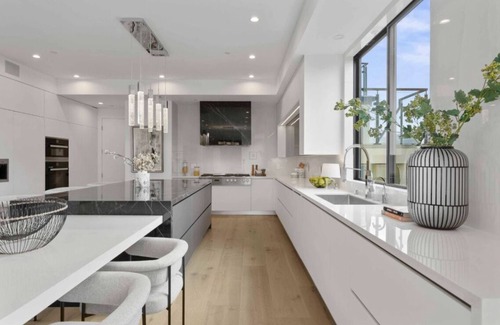 Los Altos Hills House | Luxury modern private retreat