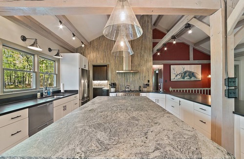 Basye Ski Chalet | Luxury Moose Retreat - At Bryce Resort