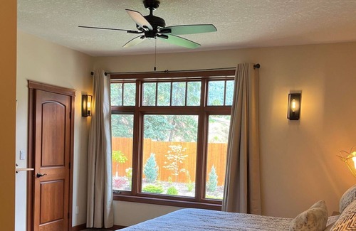 Creston House | Luxury Mountain Vacation Home with Heated Indoor Pool