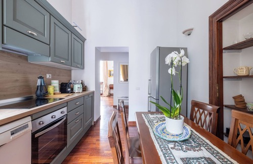 Nomentano Apartment | Luxury new apartment for groups and families in the heart of Rome