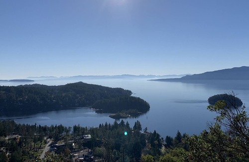 Irvines Landing House | Luxury ocean living, the perfect place to relax or work remotely.