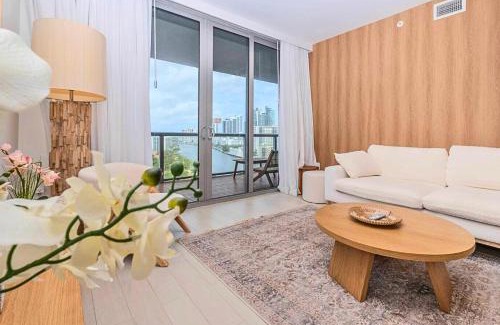 Hallandale Beach Apartment | Luxury Ocean View Apartment 1208 Hallandale Beach
