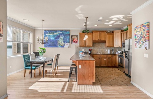 Hollister Condo | Luxury on Table Rock Lake! - Pet-Friendly, 2 Bedroom Suites, Marina, Pool-C6