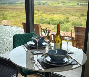 Glengrasco House | Luxury One Bedroom Cabin - Heatherbank Cabin