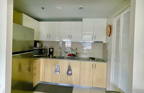 Tambo Condo | Luxury one bedroom condo just in front of Okada Manila Resort