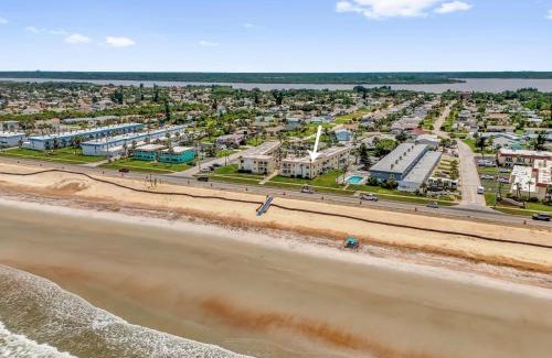 Ormond-by-the-Sea Apartment | Luxury Ormond Beach Condo