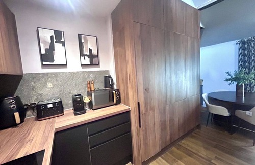 Penarth Apartment | Luxury Penarth Loft - Near Cardiff; Great for Entertainment and Sporting Events