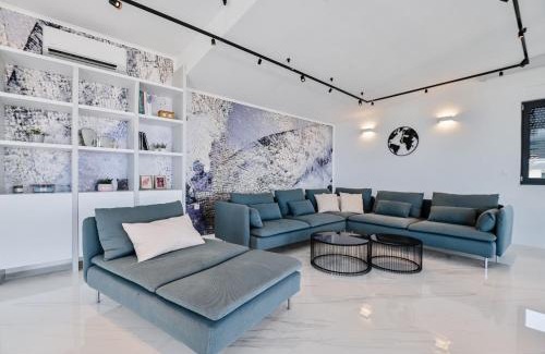 Zidarici Apartment | Luxury Penthouse Mia with panoramic sea view