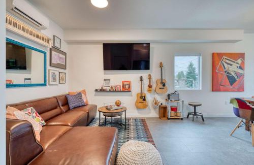 Hosford-Abernethy House | Luxury Penthouse - Rooftop Deck - 3BR - AC