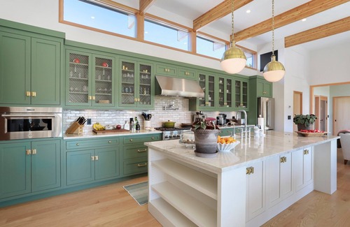 Warrenton House | Luxury Pet + Family Friendly Retreat With Pool, Hot Tub, Fire Pit, Amazing Views