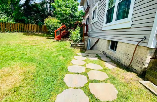 Beltsville House | Luxury Private Pass Time Space