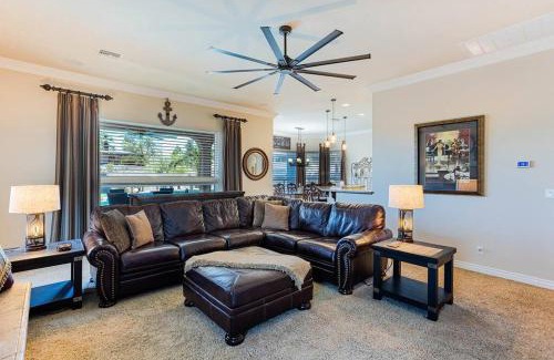 Lake Havasu City House | Luxury Residential Estates Pool Spa Firepit