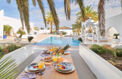 Torremolinos Villa | Luxury Riad Mauresque-Villa Jazuzzi & Andalu