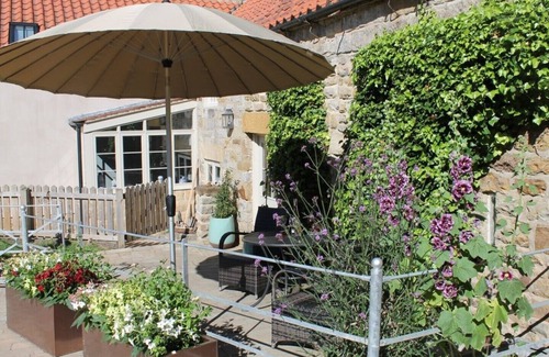 Aislaby Cottage | Luxury Romantic Cottage for two