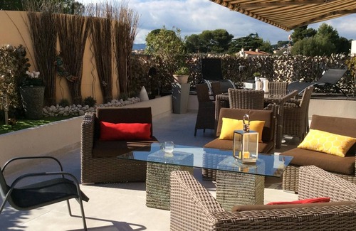 California - Pezou Apartment | Luxury roof villa with living space in 155 m² classified park