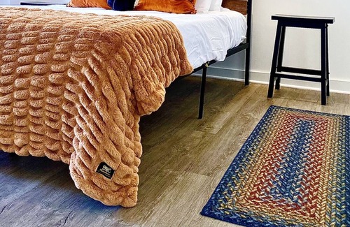 Downtown Kansas City Apartment | luxury rustic themed unit in the heart of P&L KC