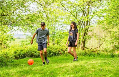 Acton Scott Cabin | Luxury Safari Tent with Hot Tub