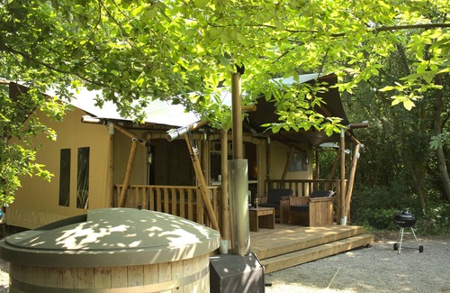 Acton Scott Cabin | Luxury Safari Tent with Hot Tub