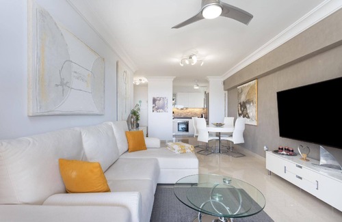 Palm-Mar Apartment | Luxury San Remo flat with terrace and sea view