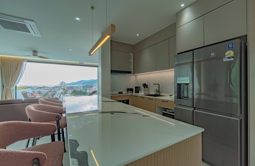 Patong Villa | Luxury Seaview Villa in Patong - Villa Yona