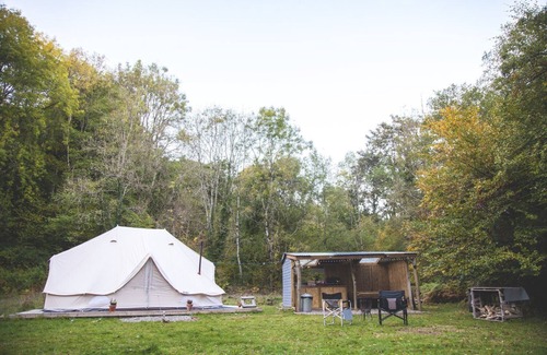 Crickhowell RV Rental | Luxury secluded glamping in the Brecon Beacons