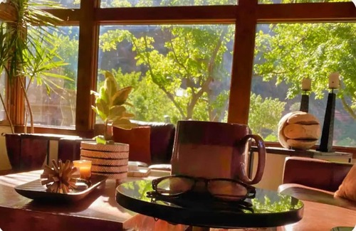 Sedona Shadows House | Luxury Sedona Oak Creek Canyon Home - Private Creek Access!