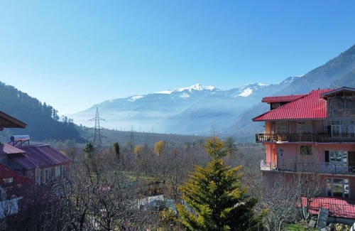 Manali Resort | Luxury Stay in the Countryside of Himalayas