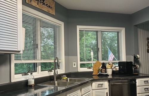 Kendall House | Luxury Stays at HoneyComb Home-Wine Country- Sleeps 10 w/Game Room!