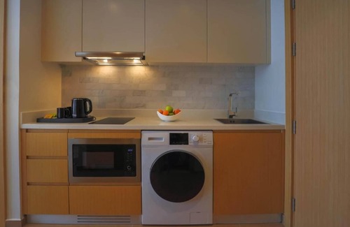 Jumeirah Village Triangle Apartment | Luxury Studio Apartment Near the Community JVT