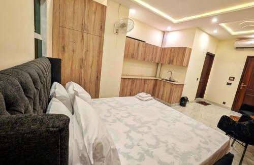 Johar Town Apartment | Luxury Studio apartments couple welcoming in Johar Town