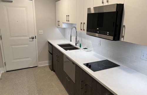 North Buffalo Apartment | Luxury Studio at Pierce Arrow #12