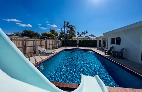 Ludlam Apartment | Luxury Suite, Luxury Neighborhood. 2 blocks from Tropical Park! Fabulous walking