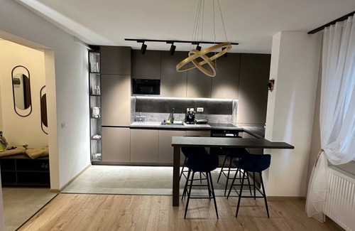 Tractorul Apartment | Luxury Top Apartment