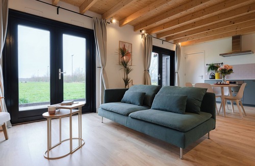 Zierikzee House | Luxury vacation home with sauna, 2 bedrooms and ensuite bathrooms in Zierikzee.