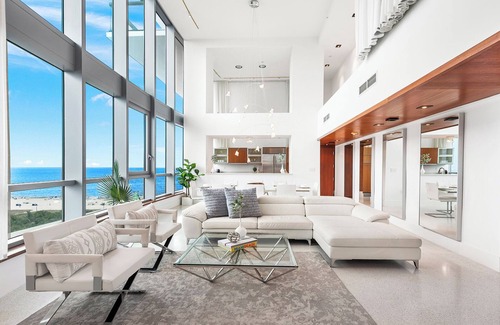 City Center Condo | Luxury Vacation Rentals at The Setai by LRMB