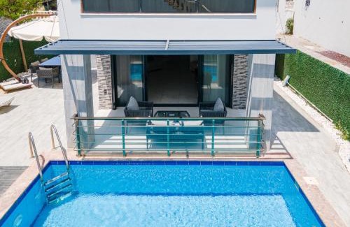 Kadnlar Denizi Mahallesi Villa | Luxury villa Ada Marin