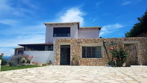 Spanokhorion Villa | Luxury Villa Athina