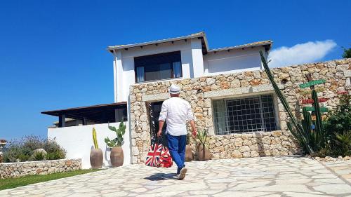 Spanokhorion Villa | Luxury Villa Athina