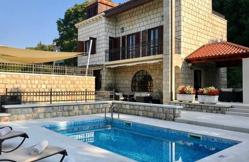 Babin Kuk Villa | Luxury Villa Hedona with Heated Pool
