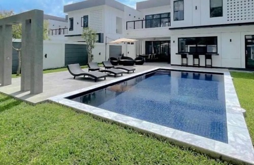 Chiang Mai House | Luxury Villa in Green Community