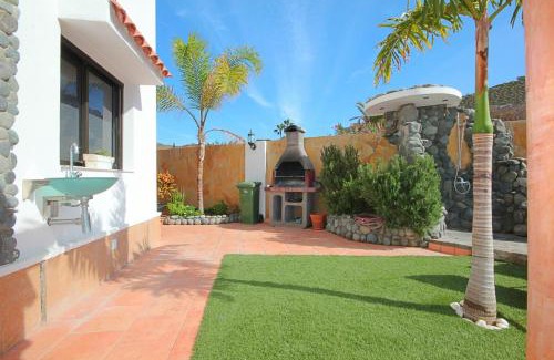 La Playa de Tauro Villa | Luxury Villa Lucia